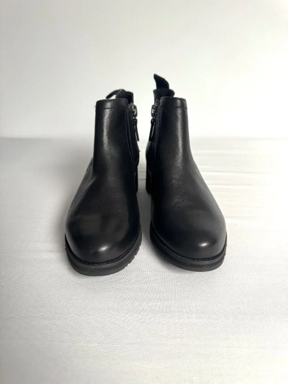 NEW Size 8 Munro Darcy Ankle Boots Leather Stretch Inset  Black Slip Ons